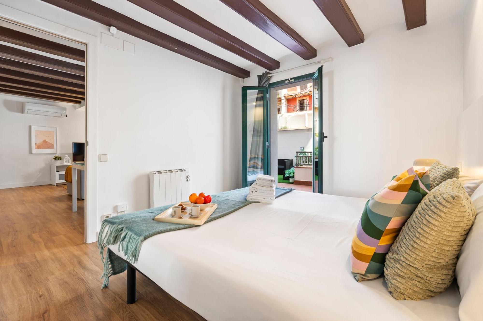 Lodging Apartments Liceu 11 Barcelona Exterior photo